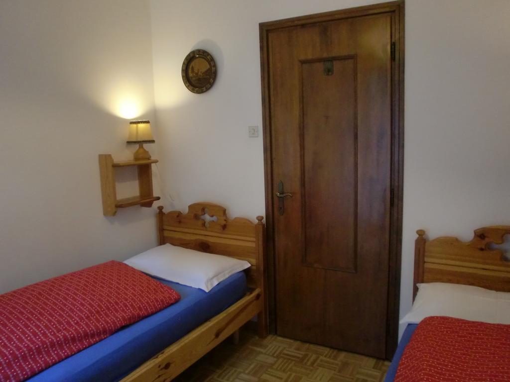 Appartamento Niki Campitello Campitello di Fassa Exterior photo